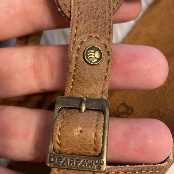 Bearpaw Sandals size 6 brand new with tags color light brown  (G8) - Picture 8 of 12